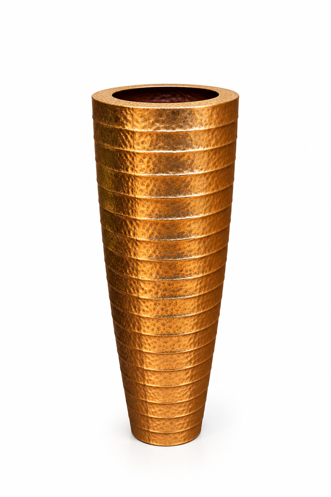 Vaso in metallo dorato 1m